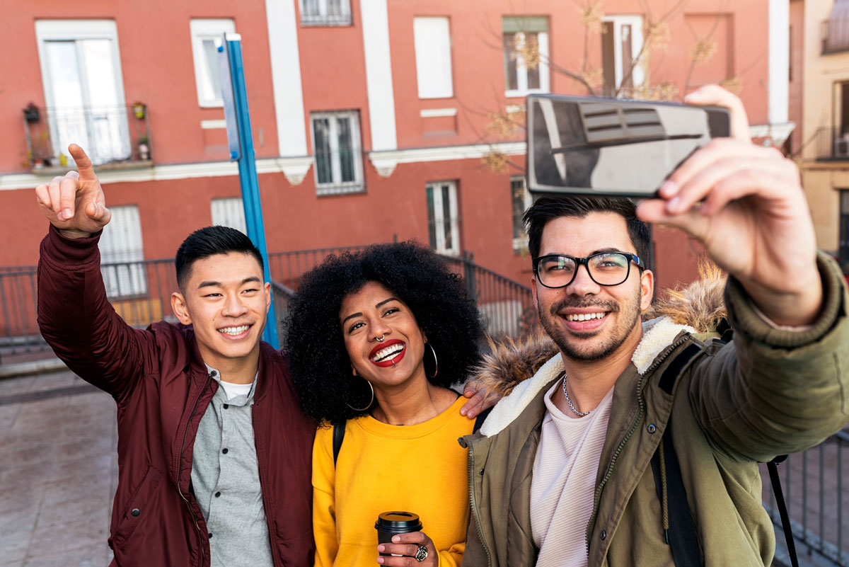 Group of SAIS students taking a selfie together in Washington D.C.